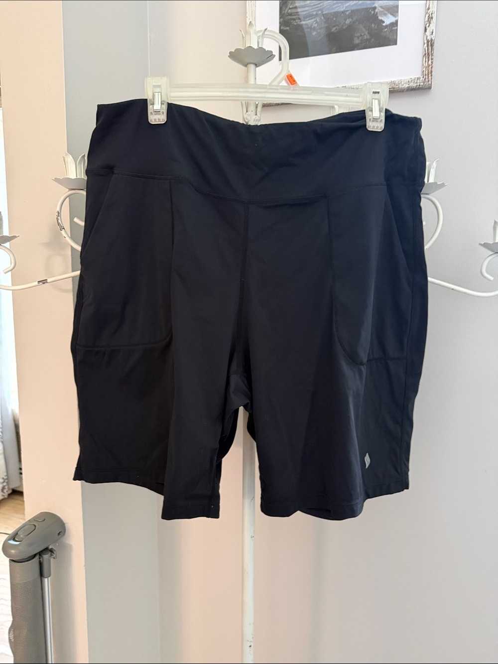 High-Rise Black Women's Athletic Shorts with Pockets